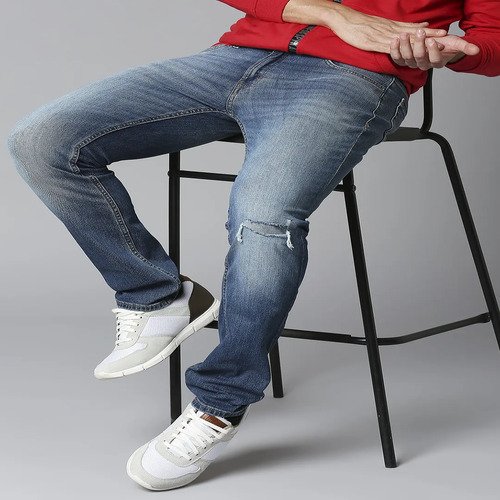 Jeans Fit Guide: Straight, Slim and Relaxed Fits